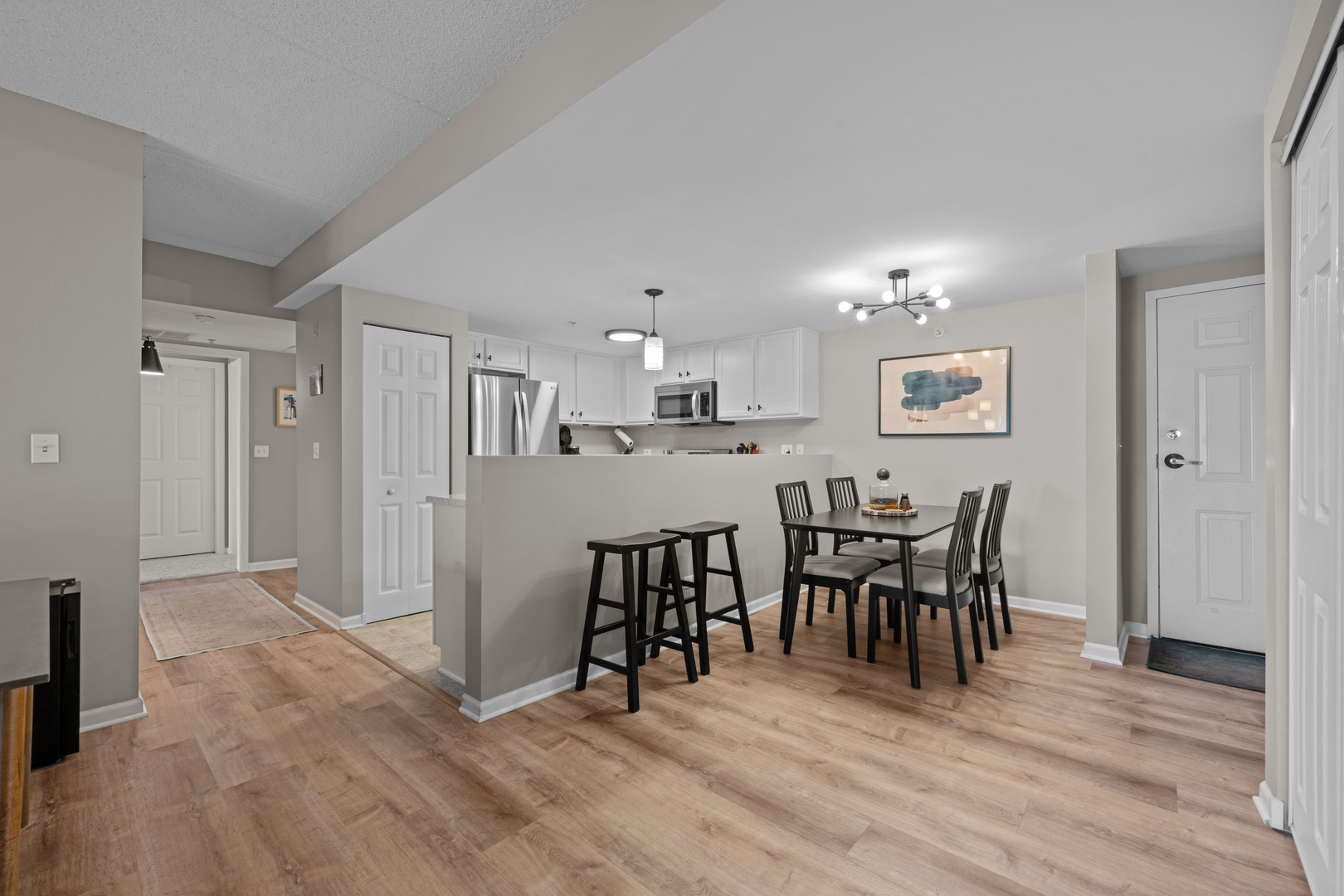 1111 Burlington Avenue Unit: 207