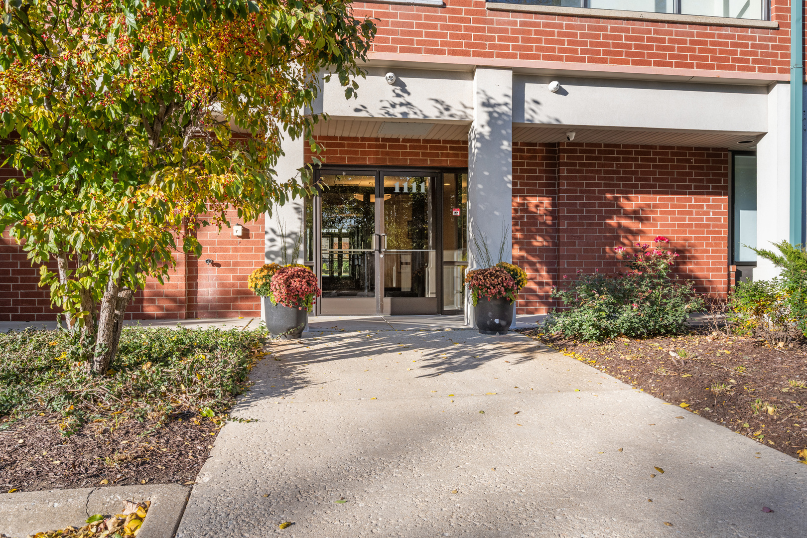 1111 Burlington Avenue Unit: 207