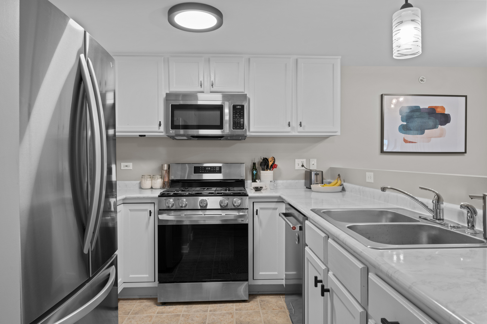 1111 Burlington Avenue Unit: 207