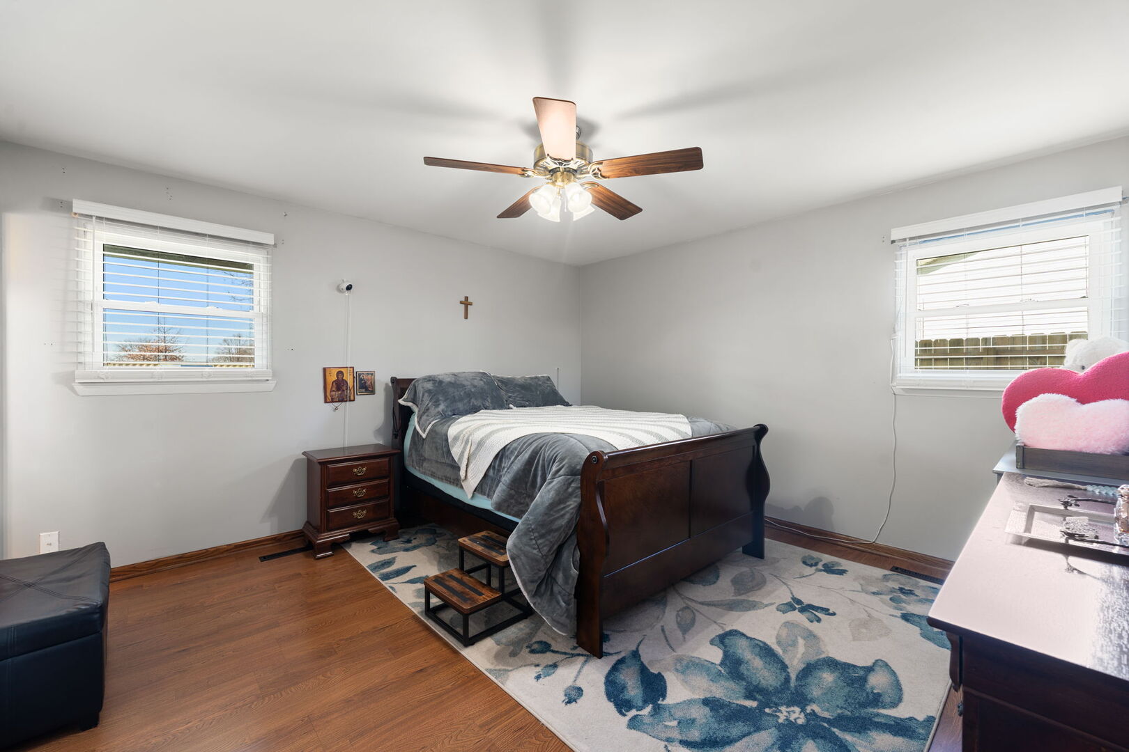 6812 Wainwright Drive