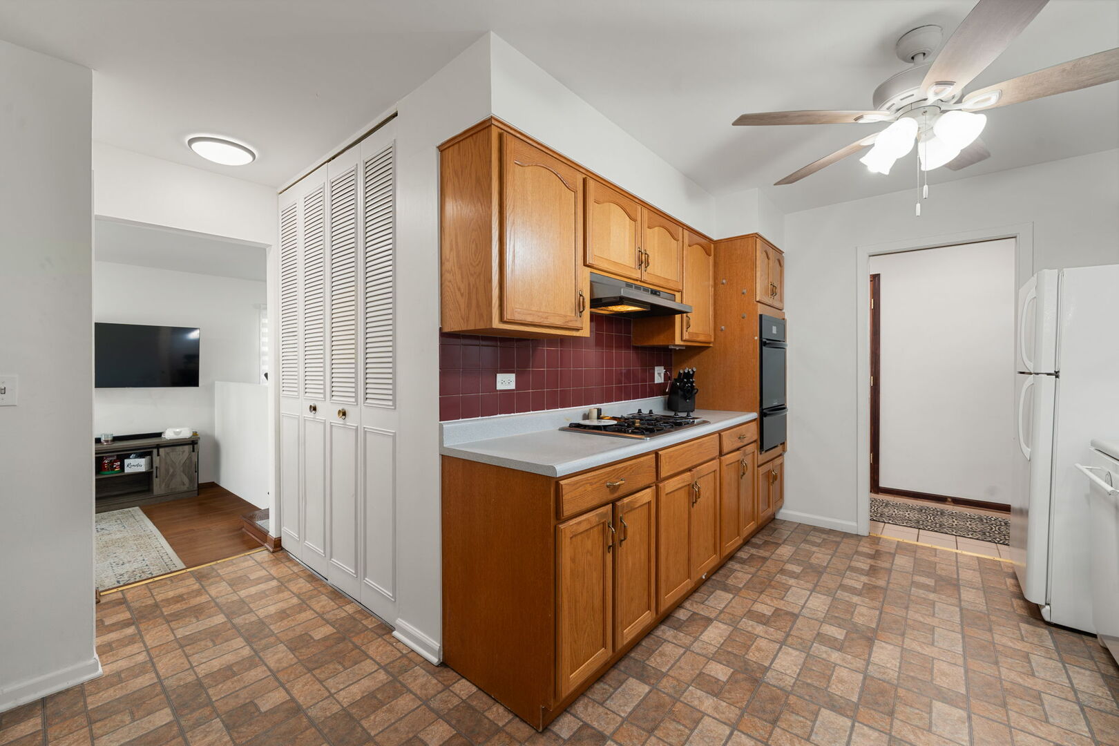 6812 Wainwright Drive