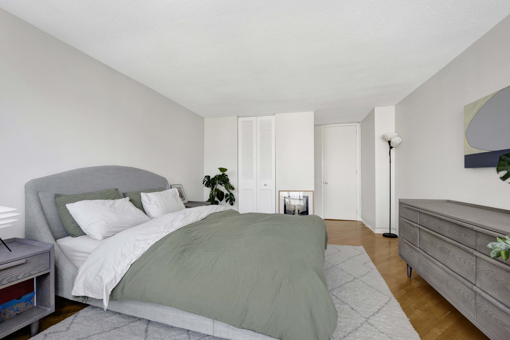 405 N WABASH Avenue Unit: 2614