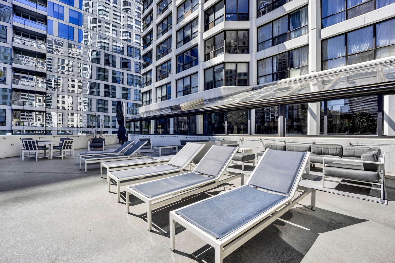 405 N WABASH Avenue Unit: 2614