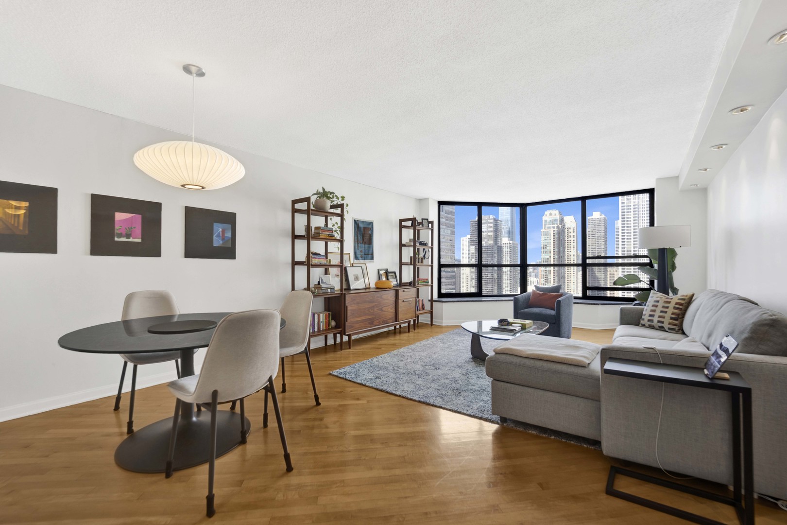 405 N WABASH Avenue Unit: 2614