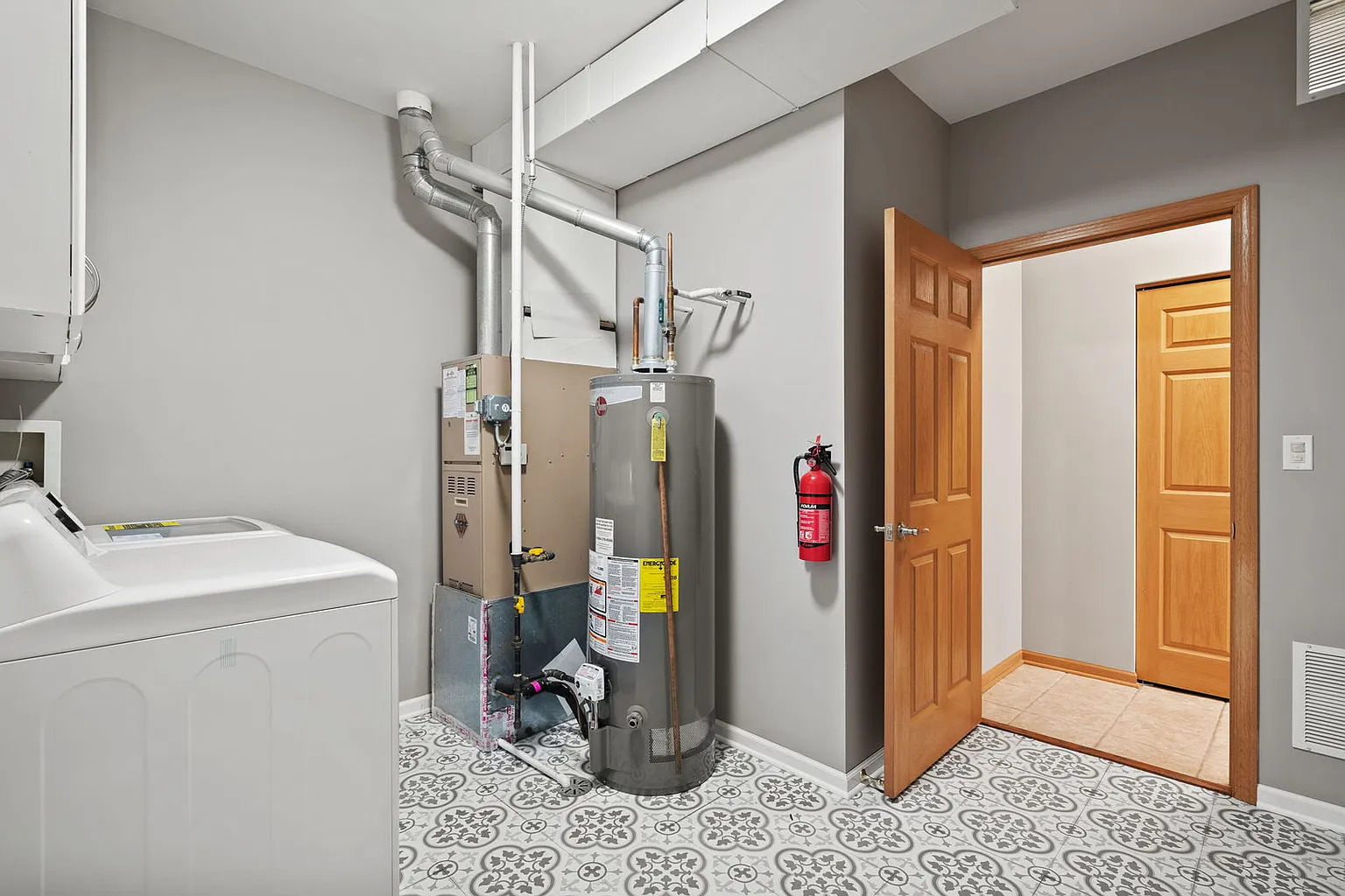 2568 Golf Ridge Circle Unit: 2568
