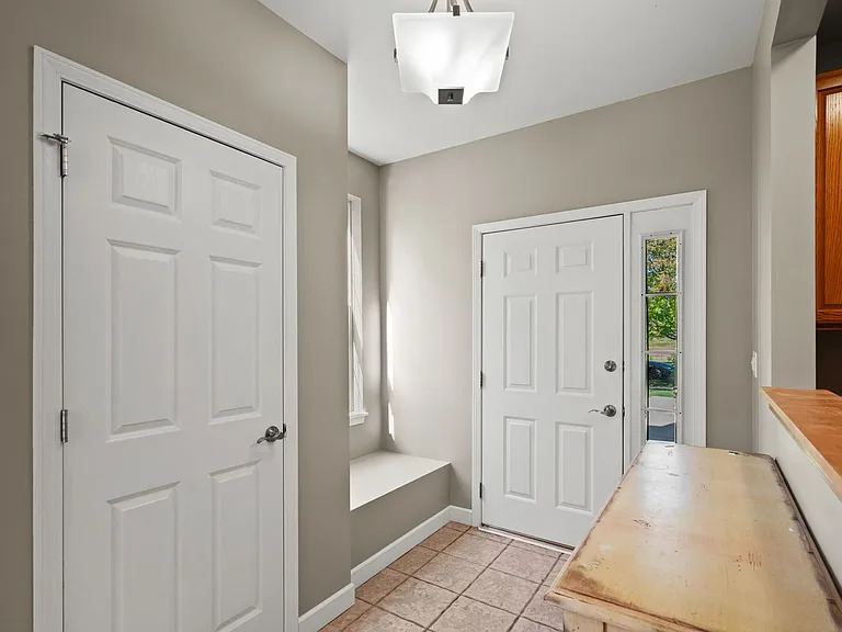 2568 Golf Ridge Circle Unit: 2568