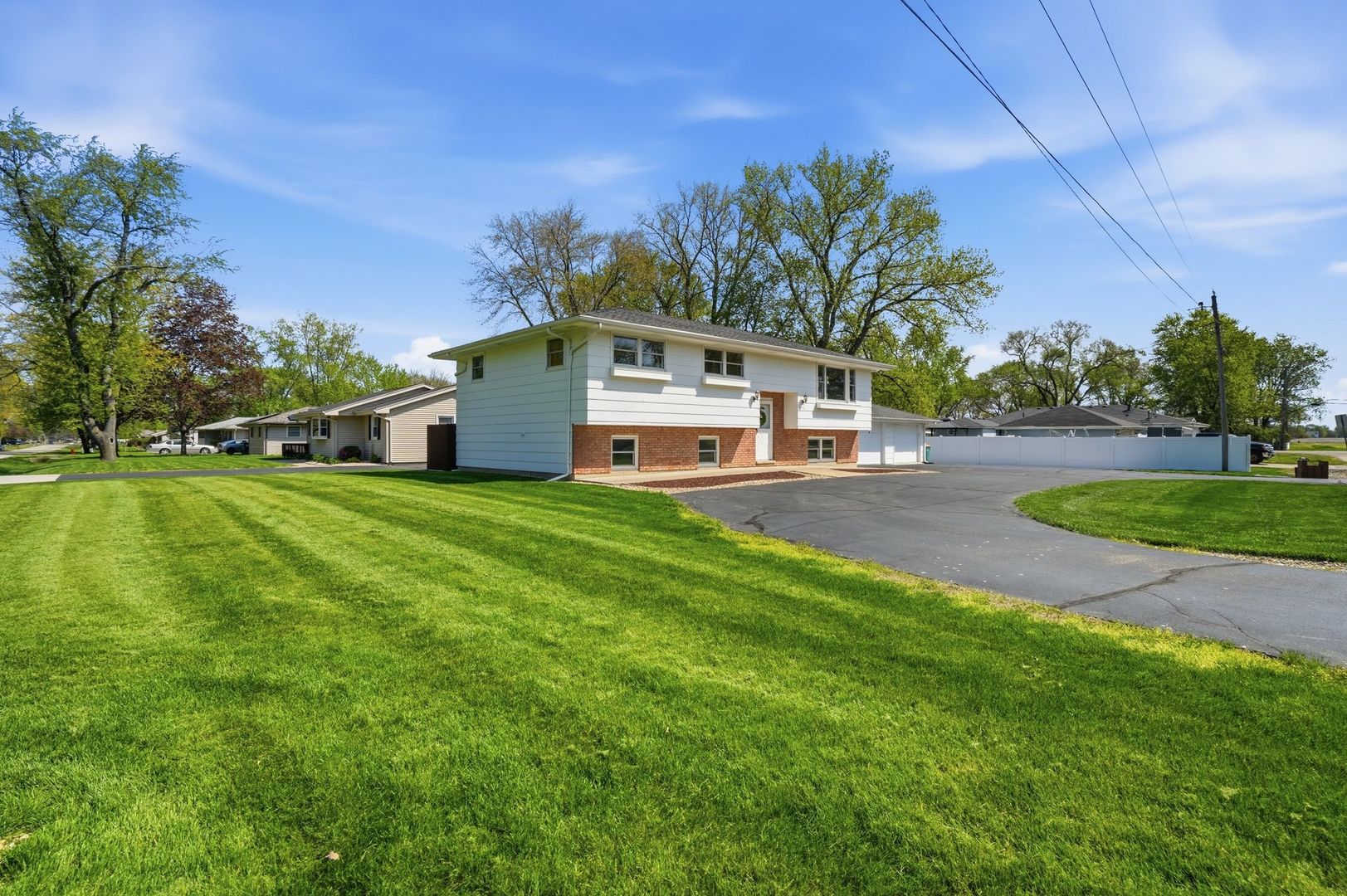406 Becky Lane