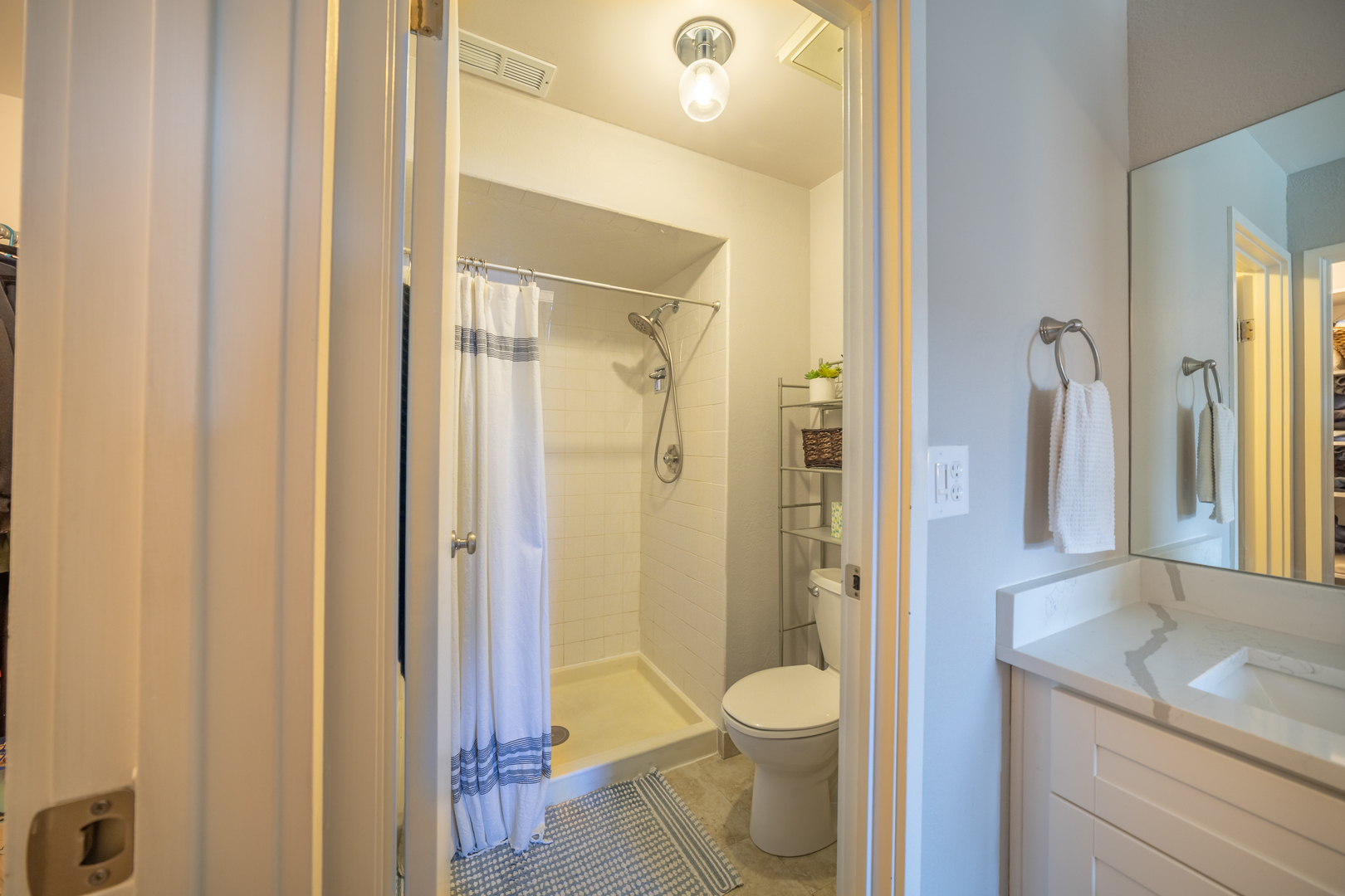 714 Walnut Drive Unit: 205