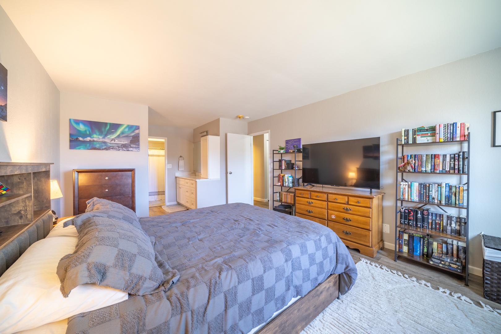 714 Walnut Drive Unit: 205