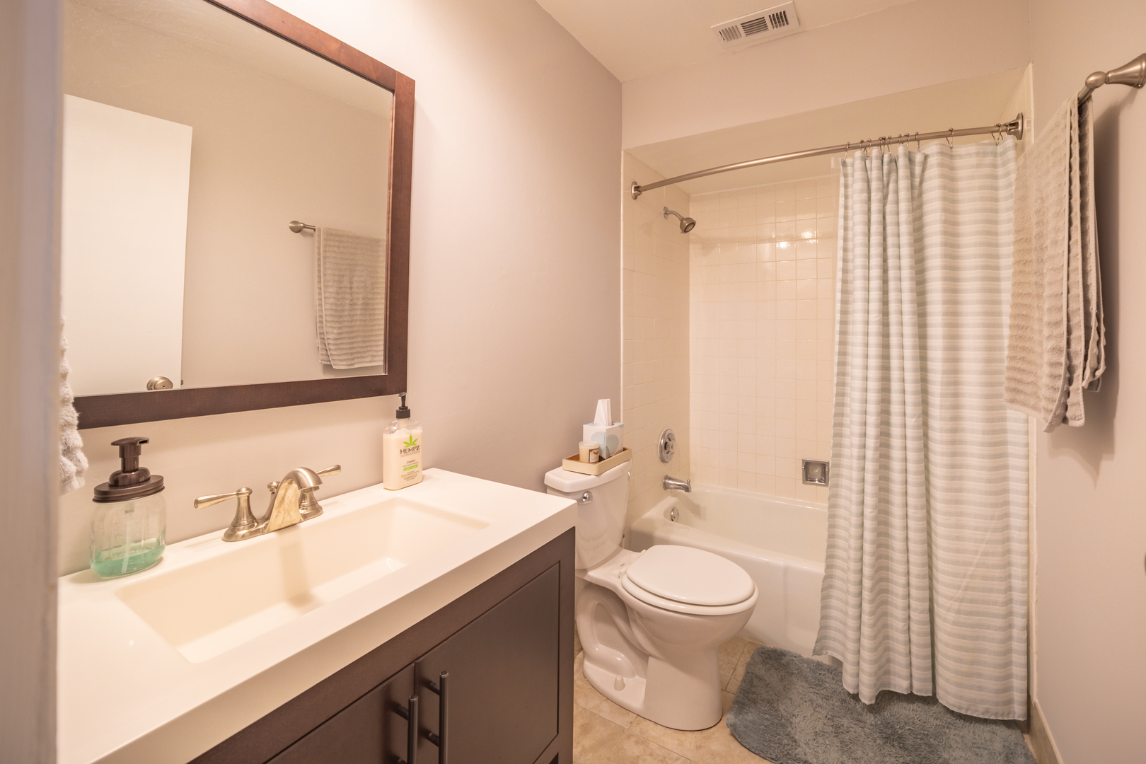 714 Walnut Drive Unit: 205