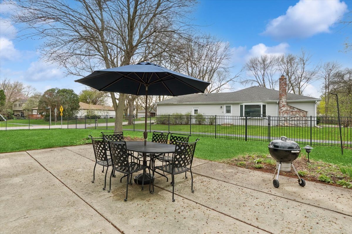 6644 Stowe Court