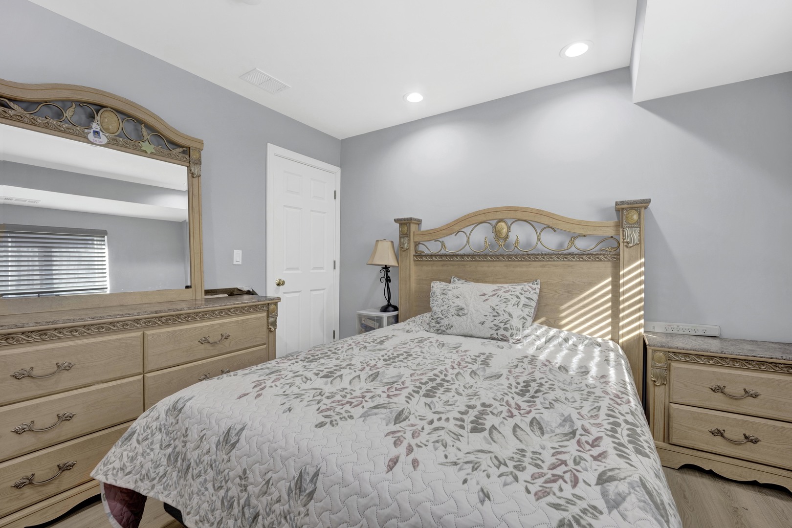 27W180 Cooley Avenue