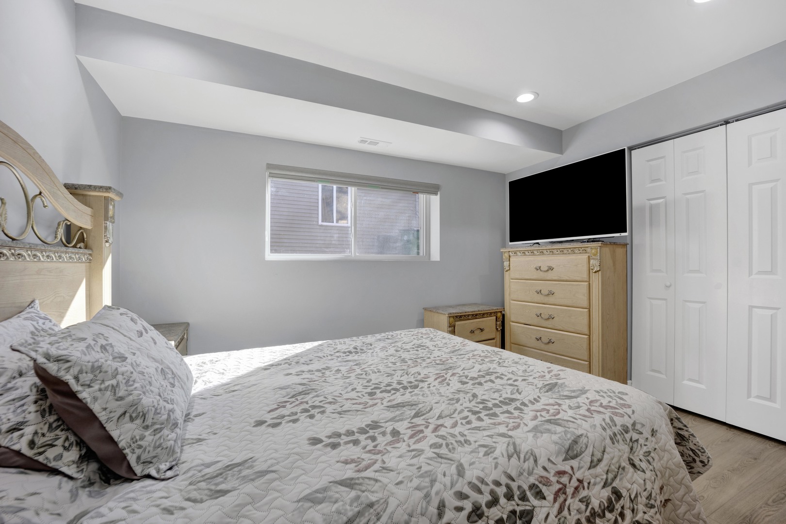 27W180 Cooley Avenue