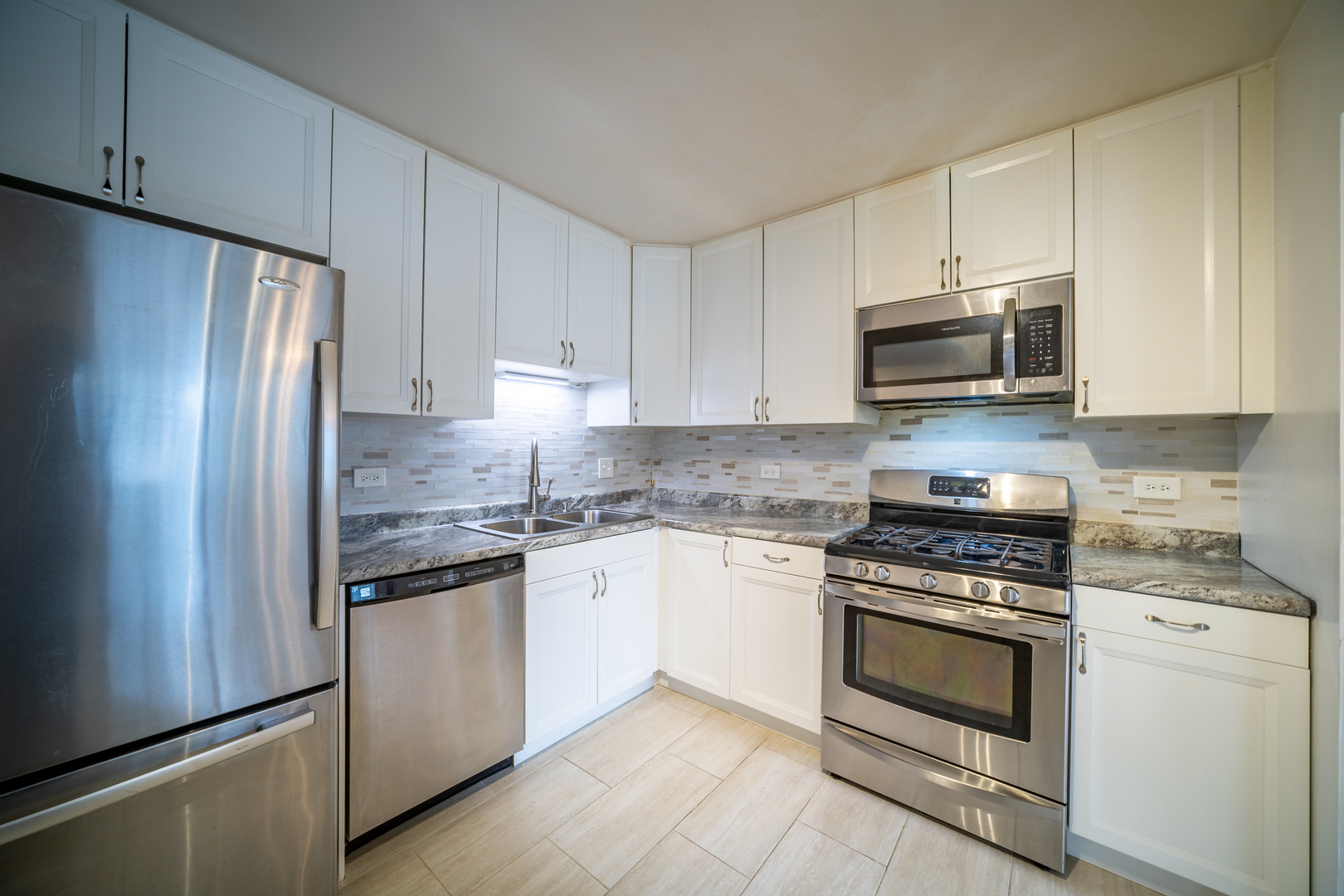 7020 Barrington Court Unit: 203