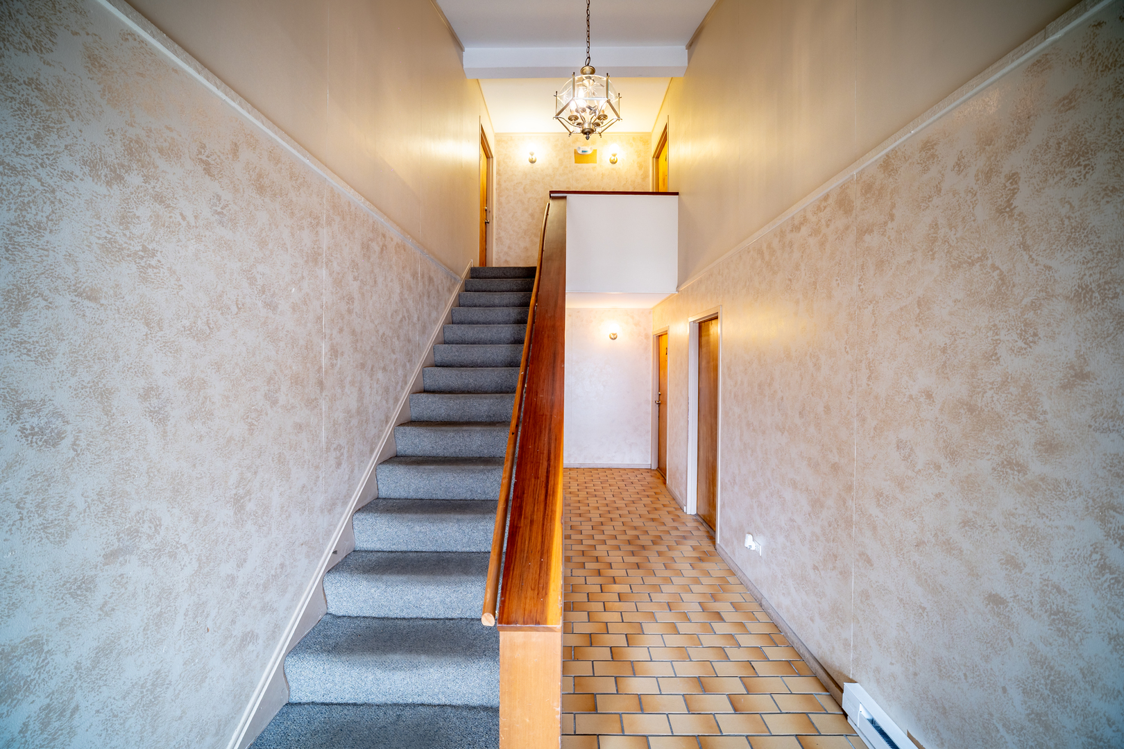 7020 Barrington Court Unit: 203