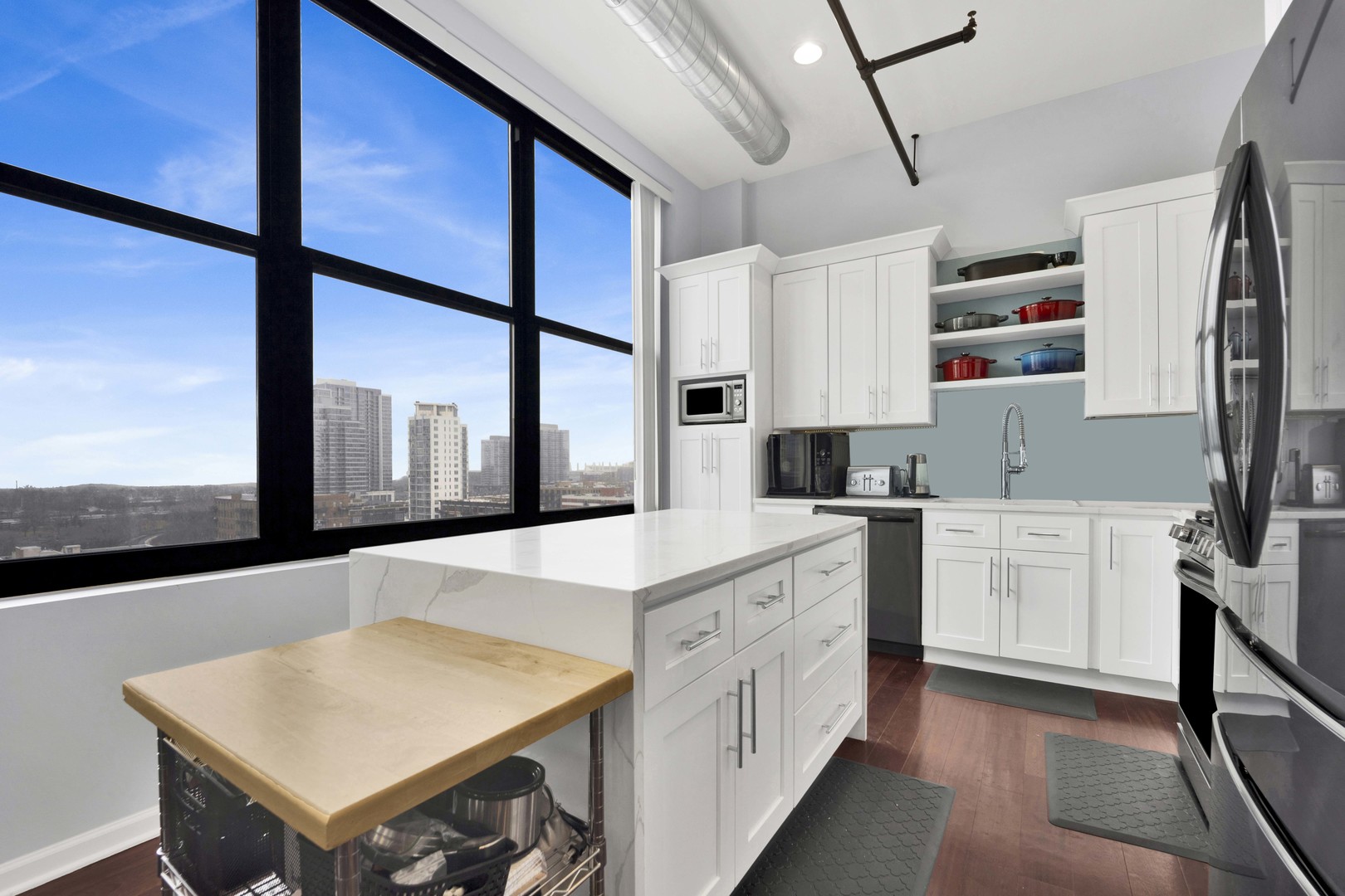 1516 S WABASH Avenue Unit: 1102