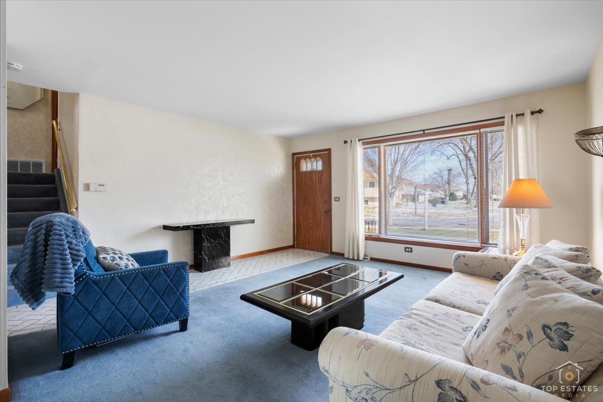 216 S Evergreen Avenue