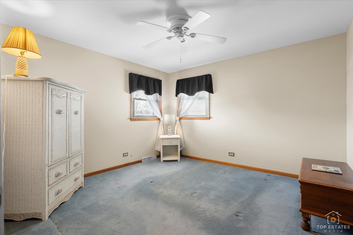 216 S Evergreen Avenue