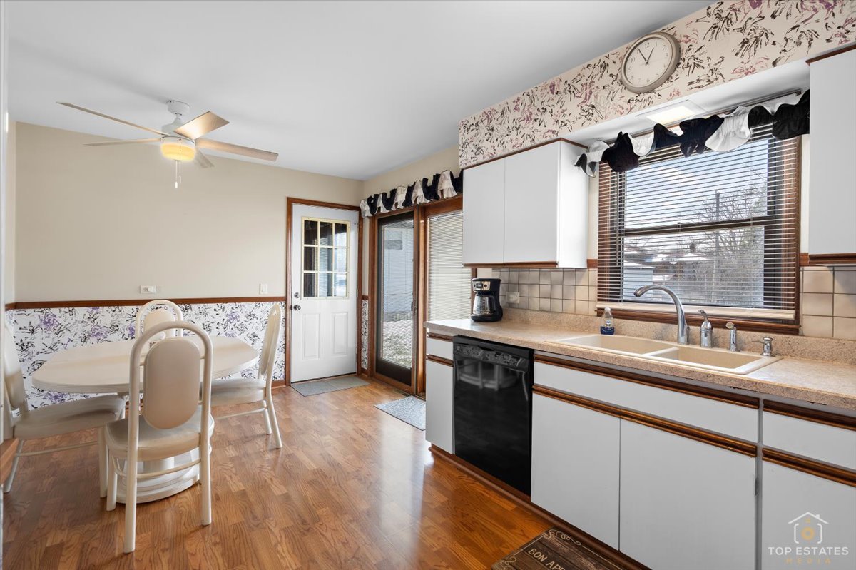 216 S Evergreen Avenue