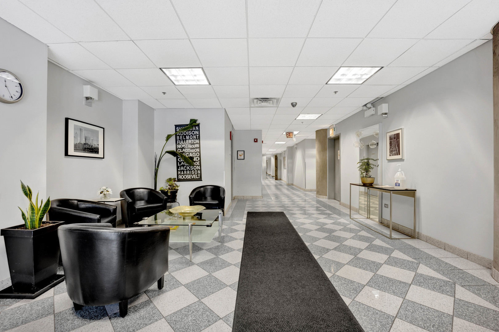 1516 S WABASH Avenue Unit: 1102