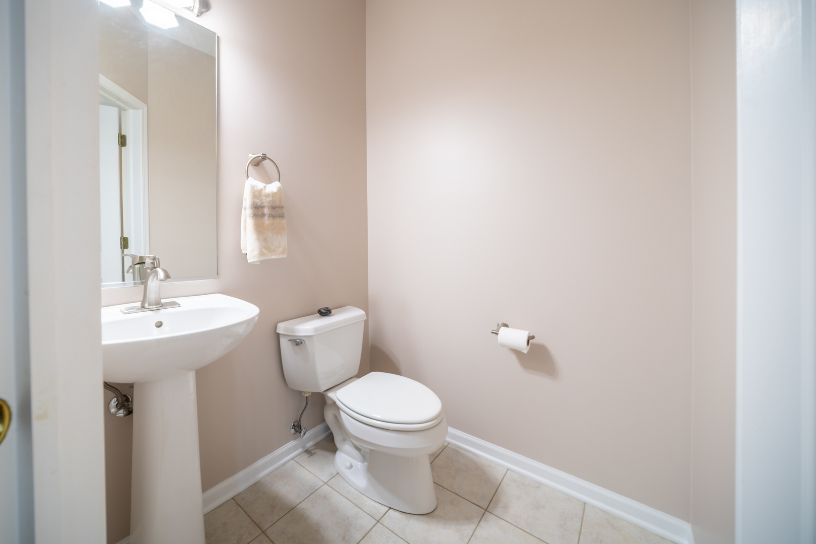 1156 Longwood Drive