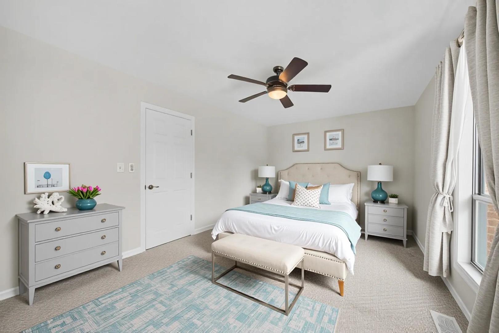 727 S Ashland Avenue Unit: B