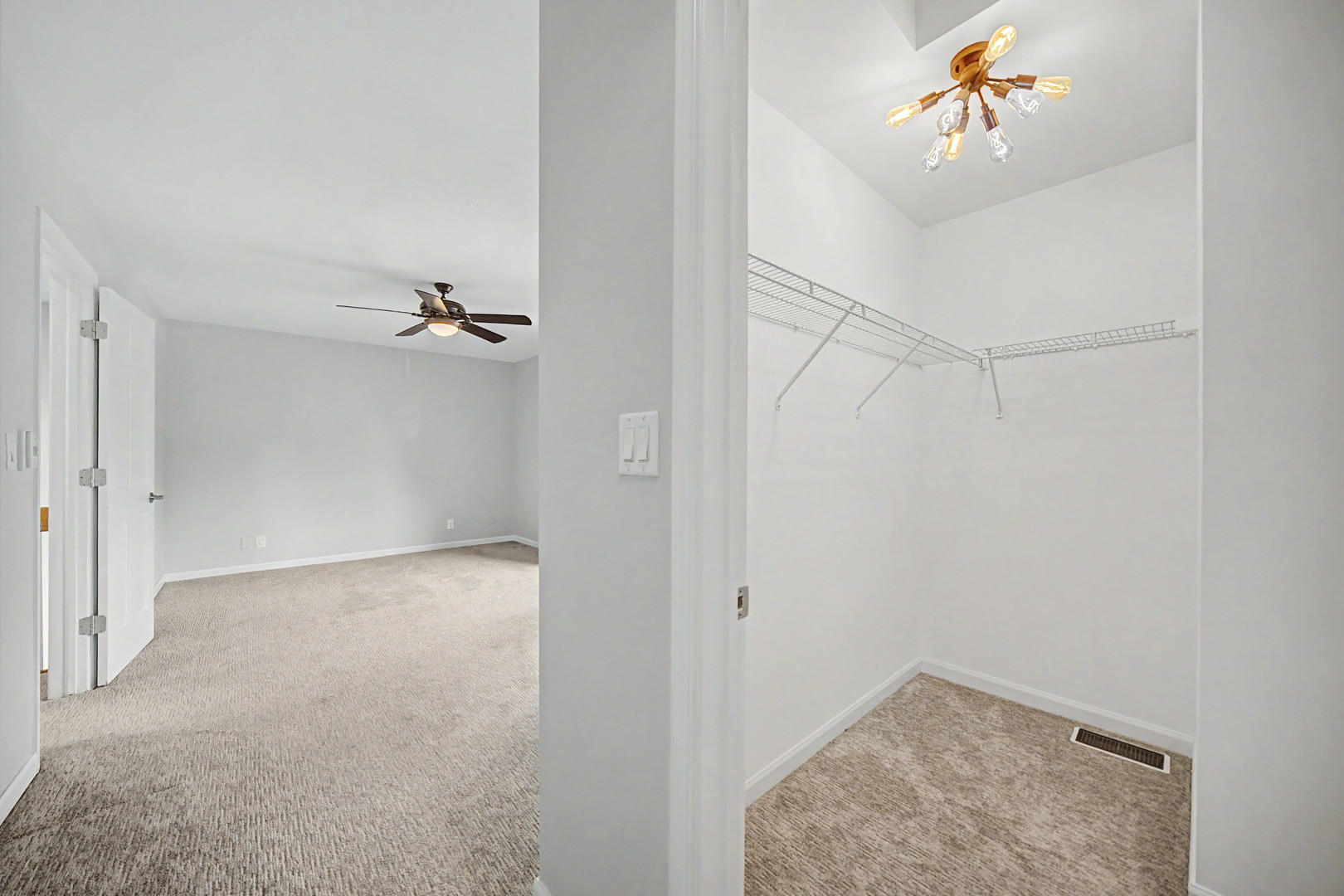 727 S Ashland Avenue Unit: B