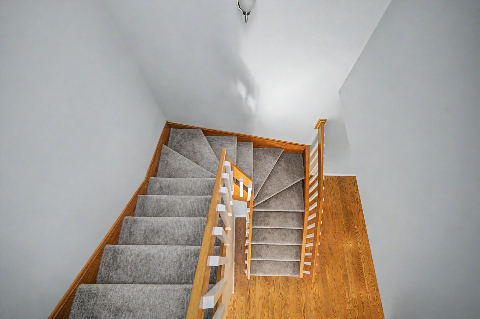 727 S Ashland Avenue Unit: B