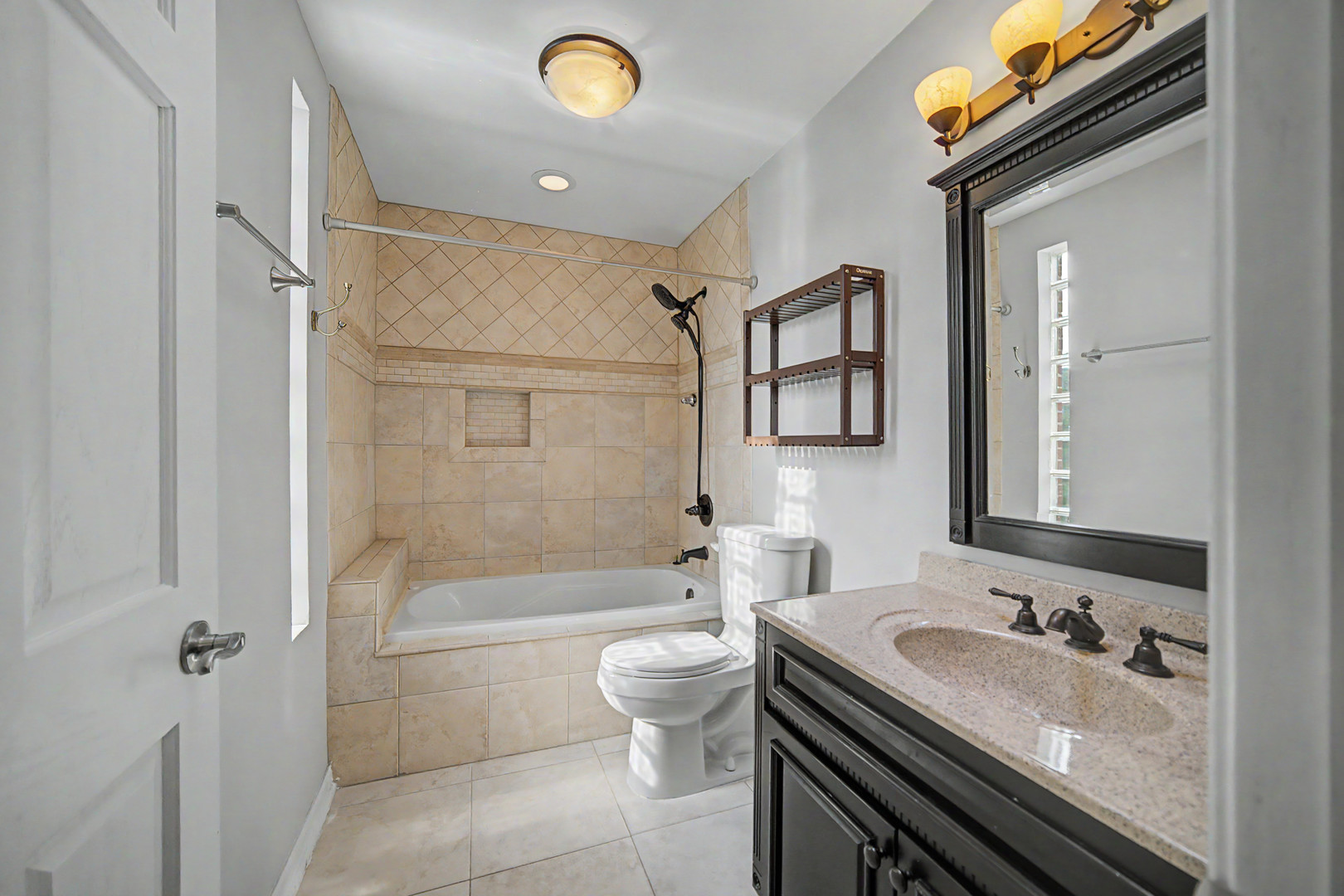 727 S Ashland Avenue Unit: B