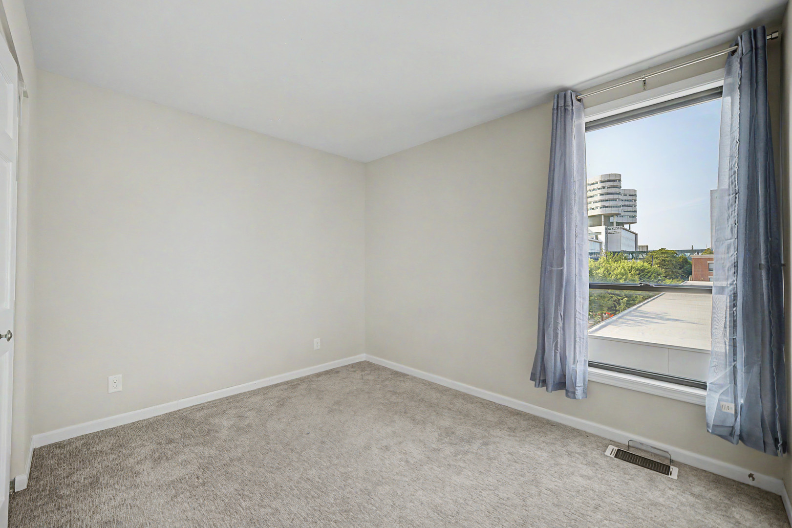 727 S Ashland Avenue Unit: B