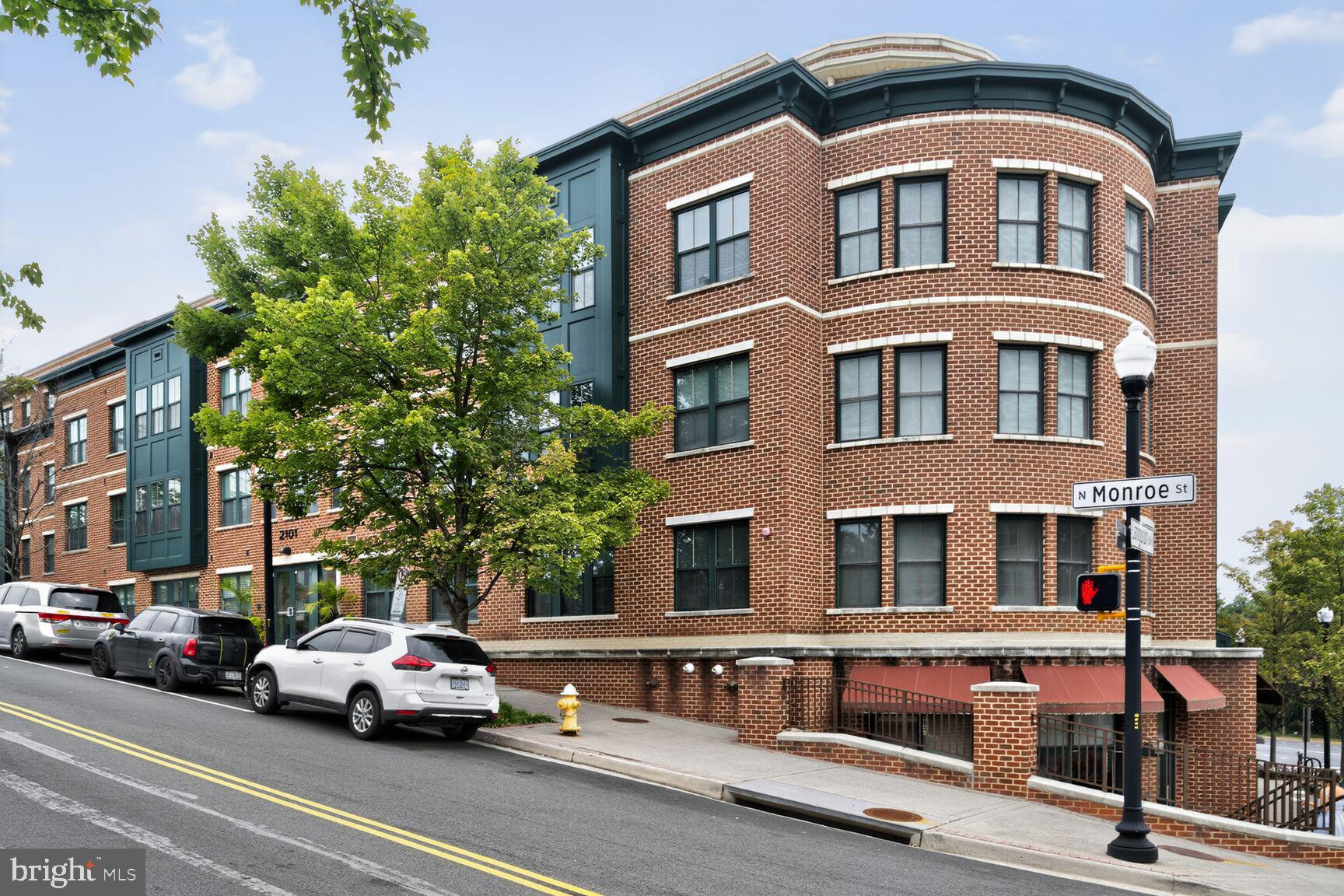 2101 N MONROE STREET 105