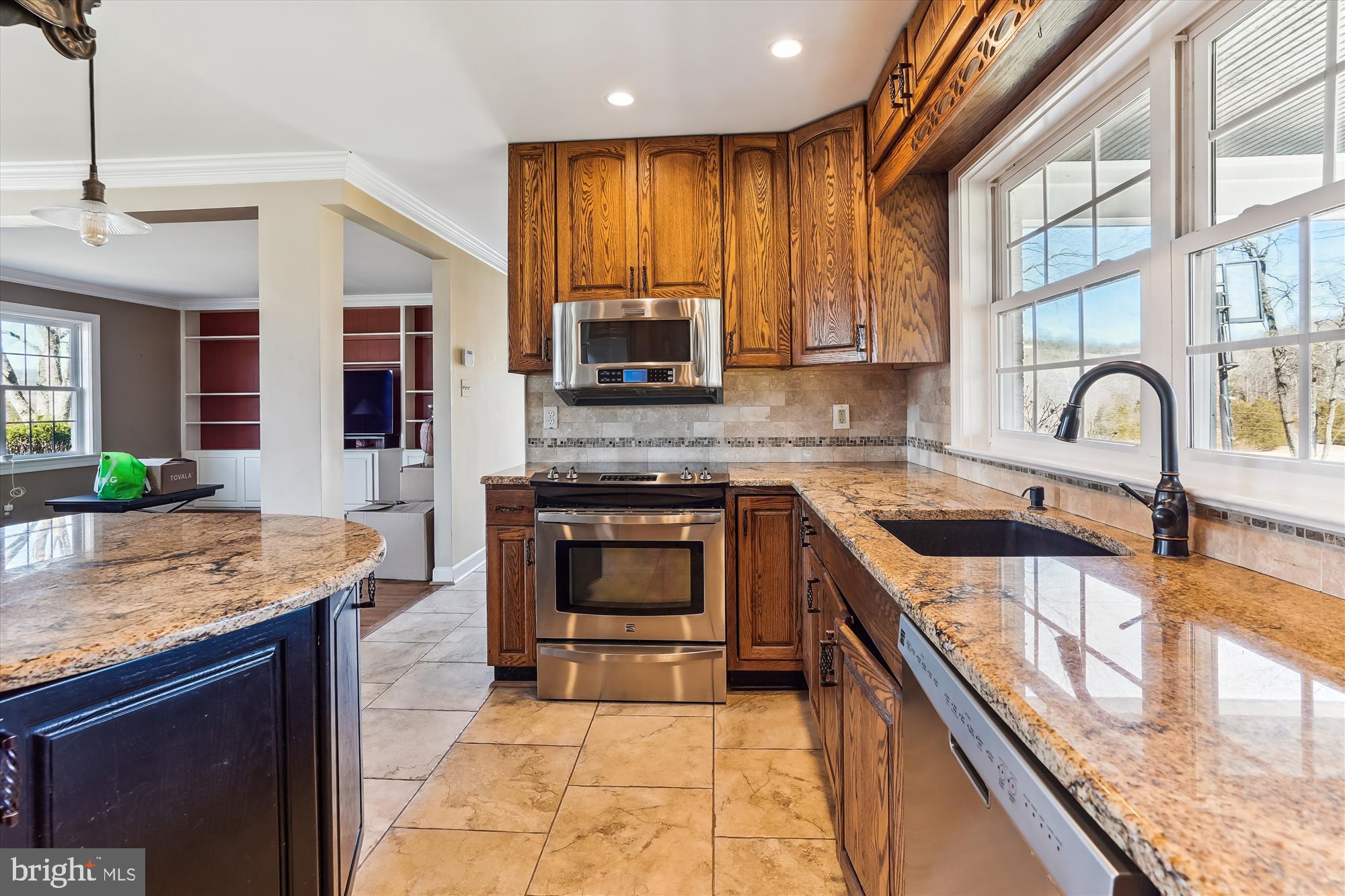 9253 CLIFF MILLS ROAD