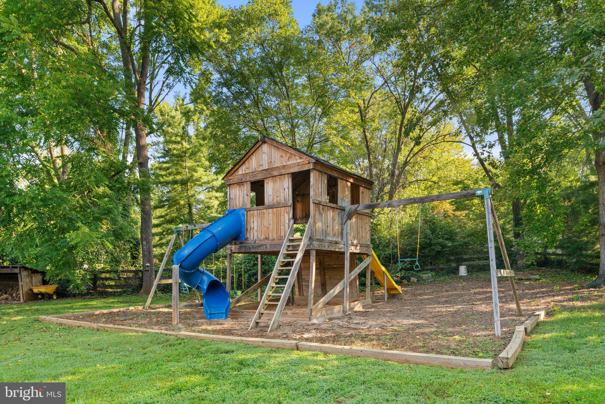 7274 BUNKER HILL ROAD