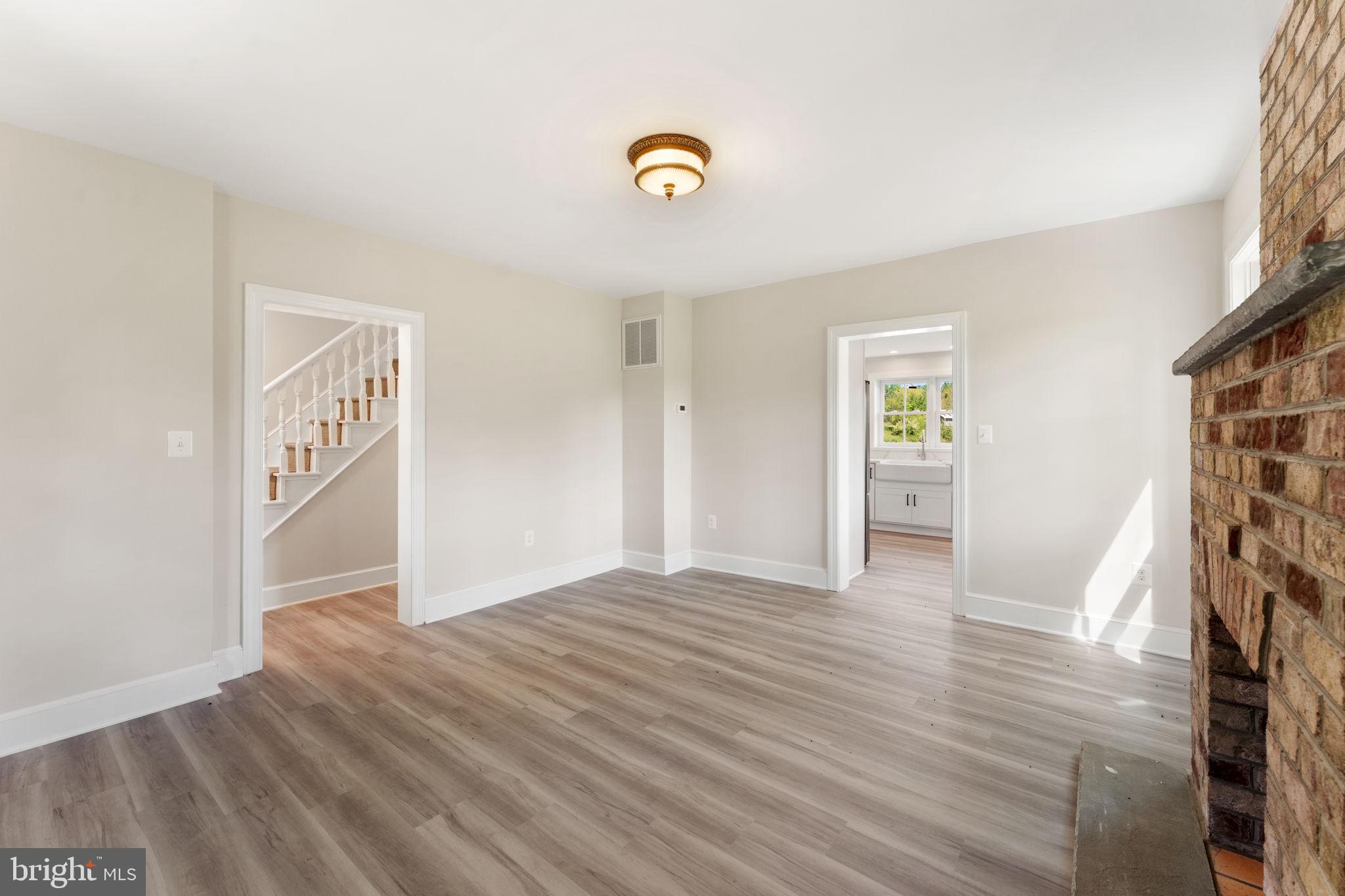 11066 MORELAND ROAD