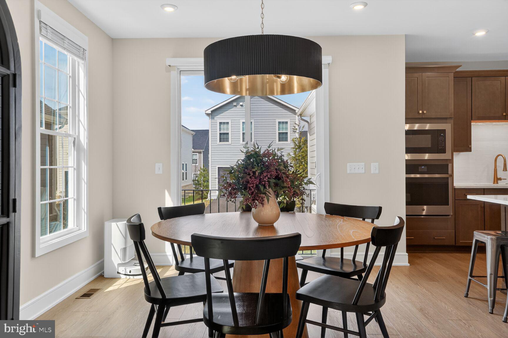 6053 COBBLESTONE CT
