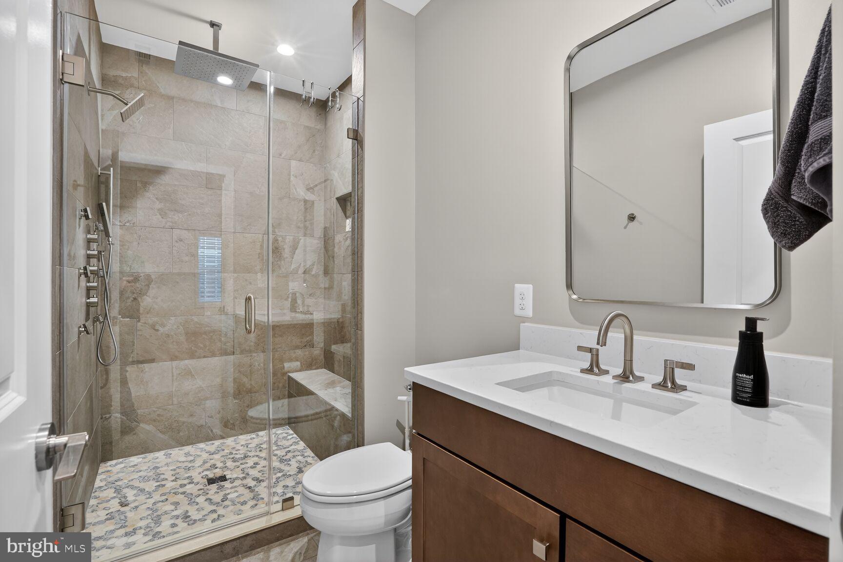 6053 COBBLESTONE CT