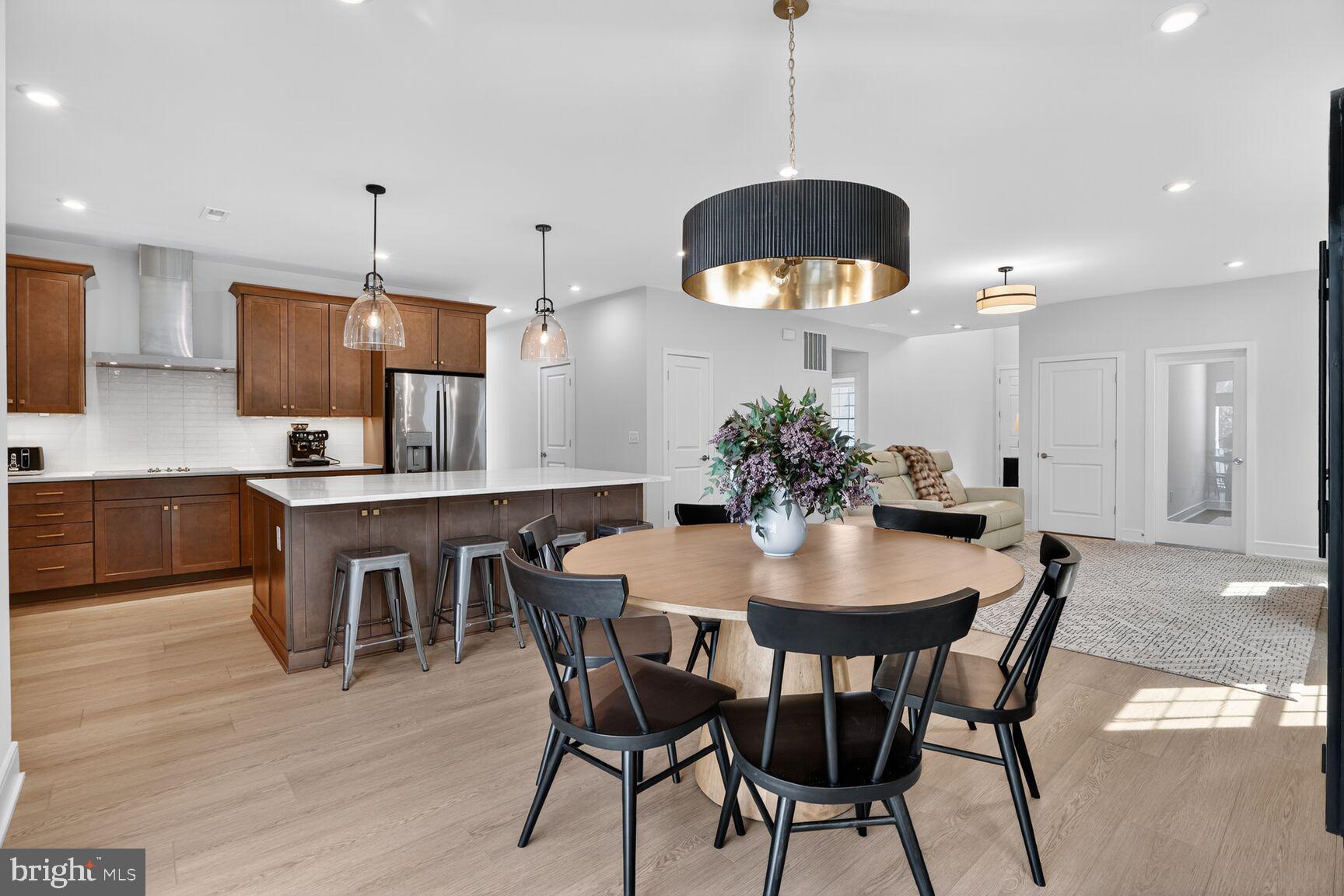 6053 COBBLESTONE CT