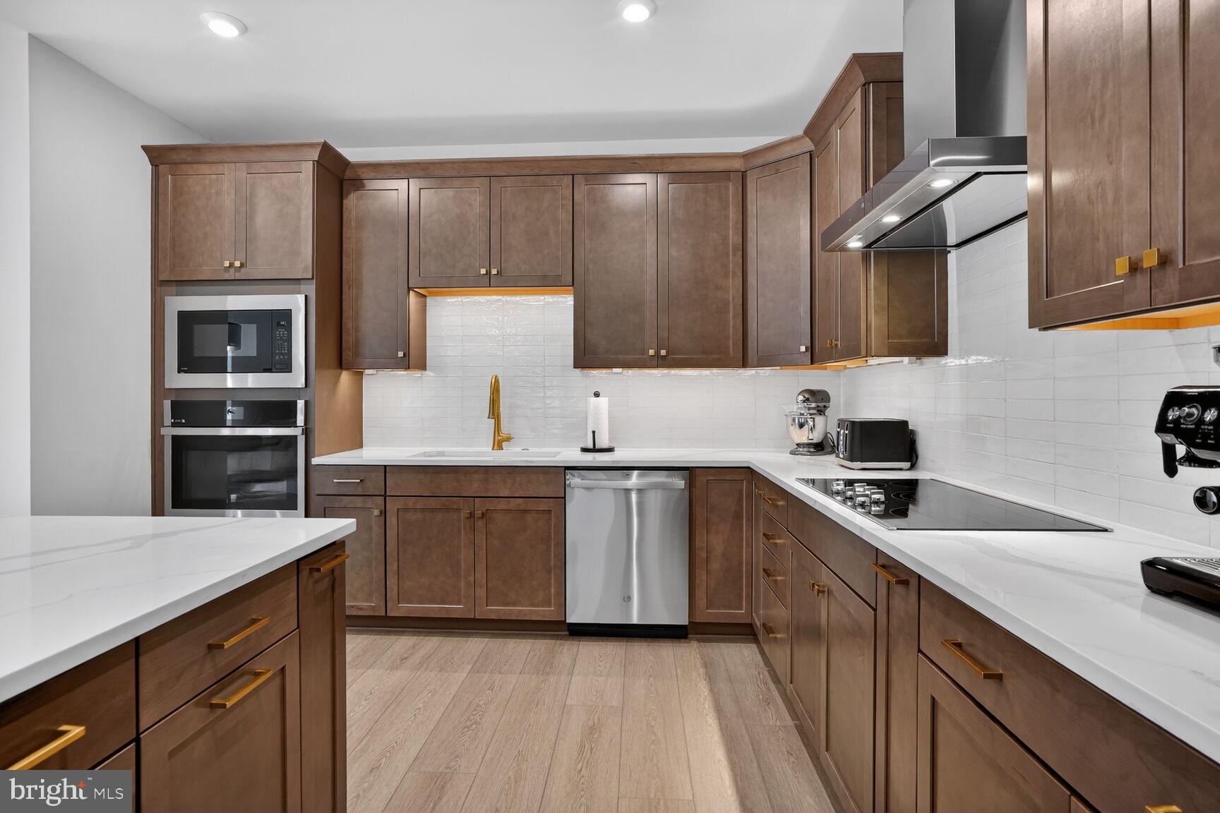 6053 COBBLESTONE CT