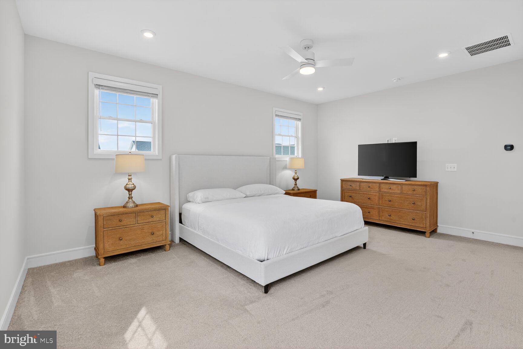 6053 COBBLESTONE CT