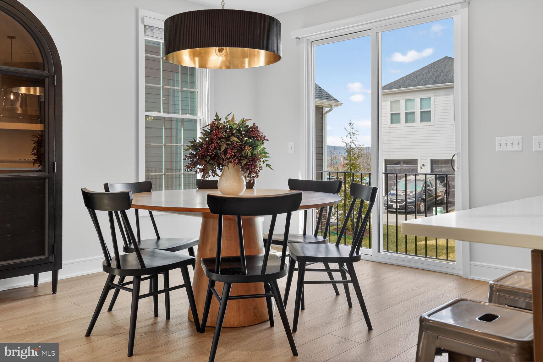 6053 COBBLESTONE CT