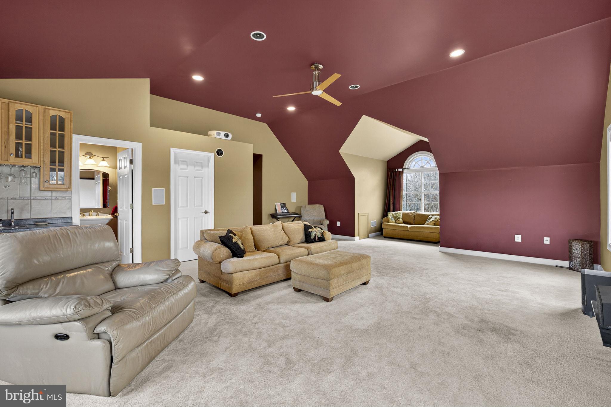 9491 WALSINGHAM LANE