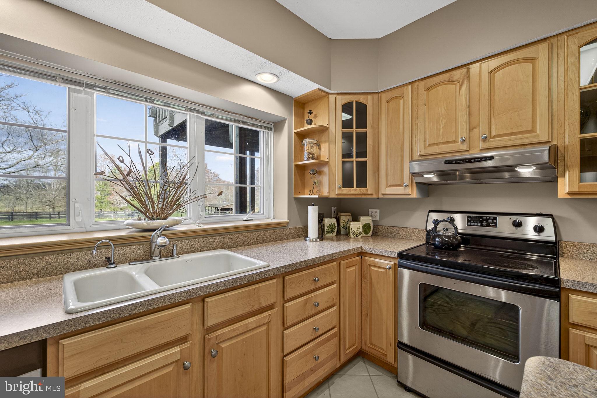 9491 WALSINGHAM LANE