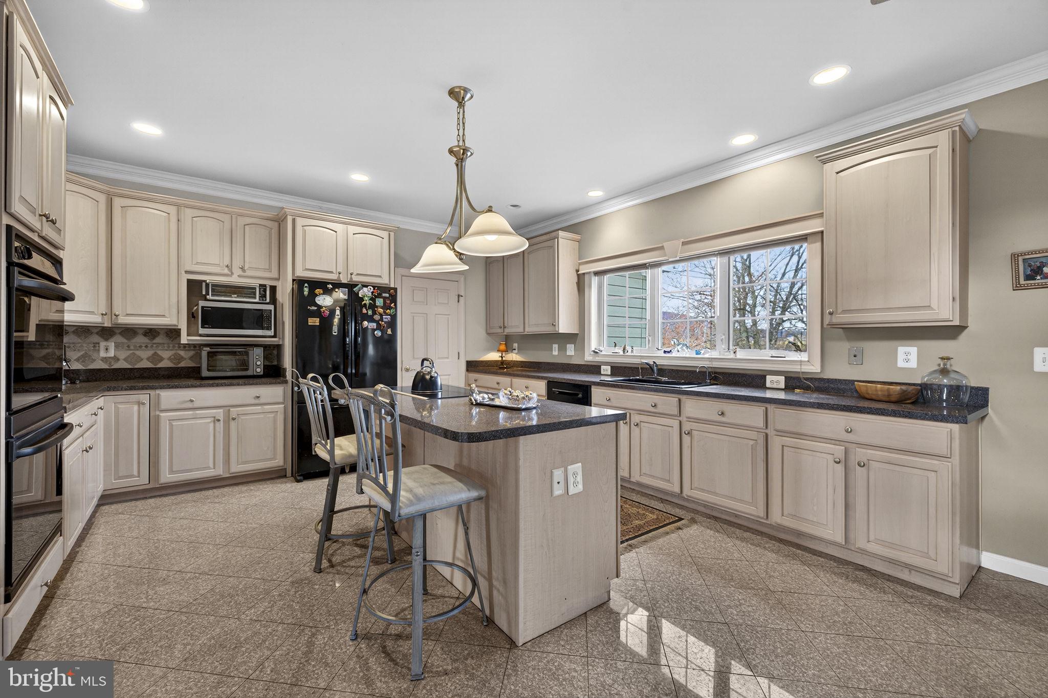 9491 WALSINGHAM LANE