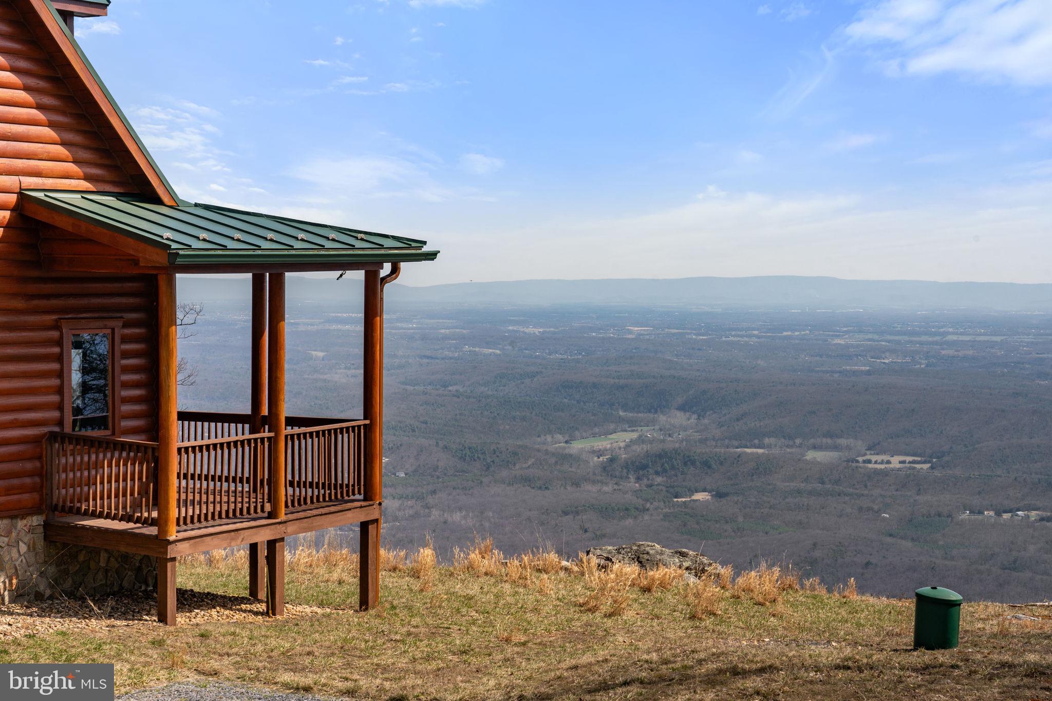 1581 GREAT MOUNTAIN LANE