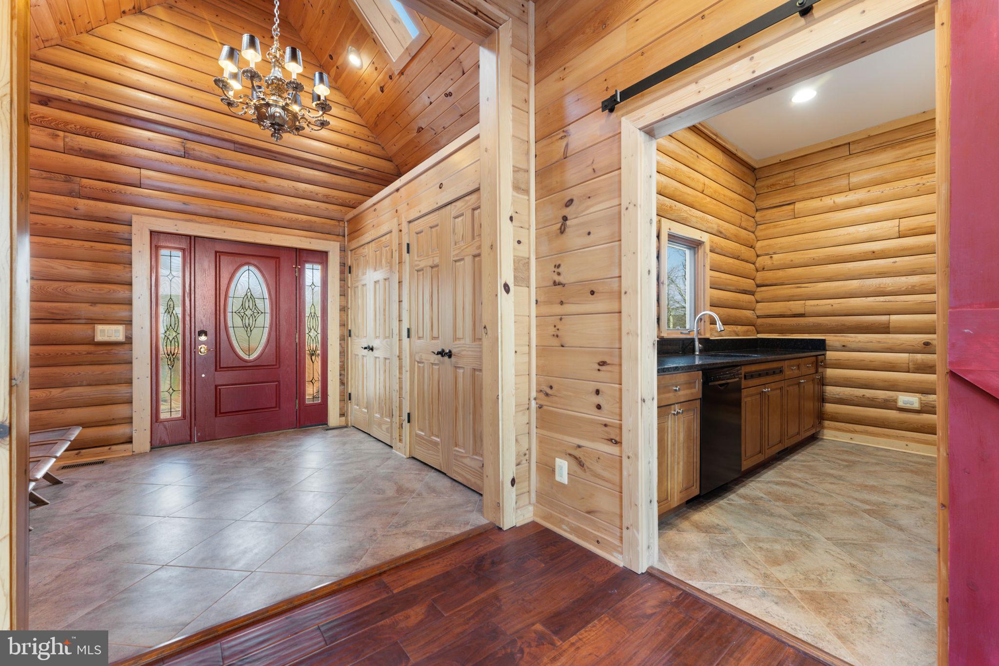 1581 GREAT MOUNTAIN LANE