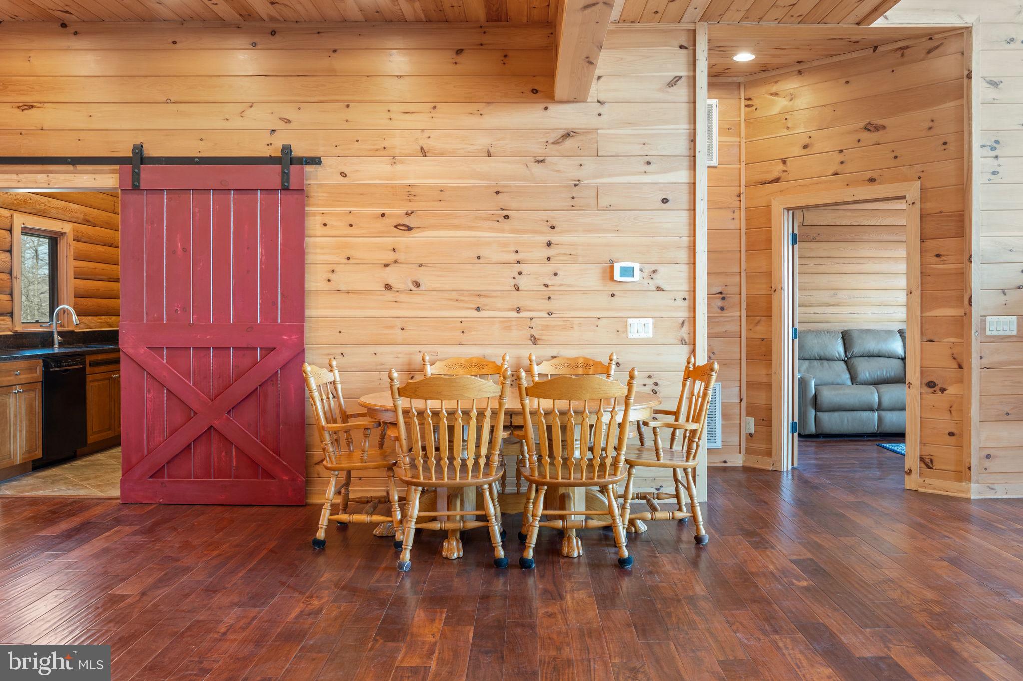 1581 GREAT MOUNTAIN LANE