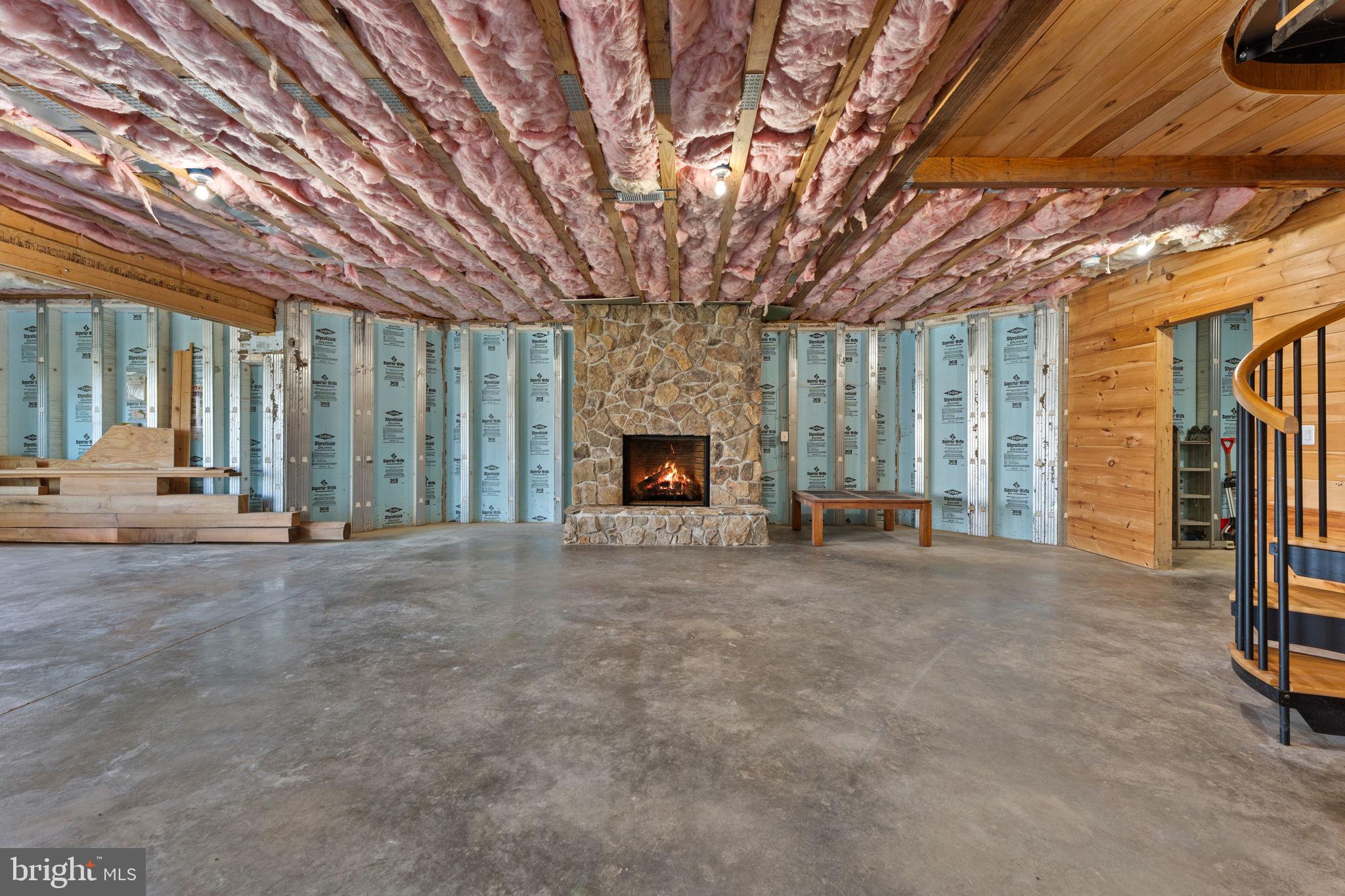 1581 GREAT MOUNTAIN LANE