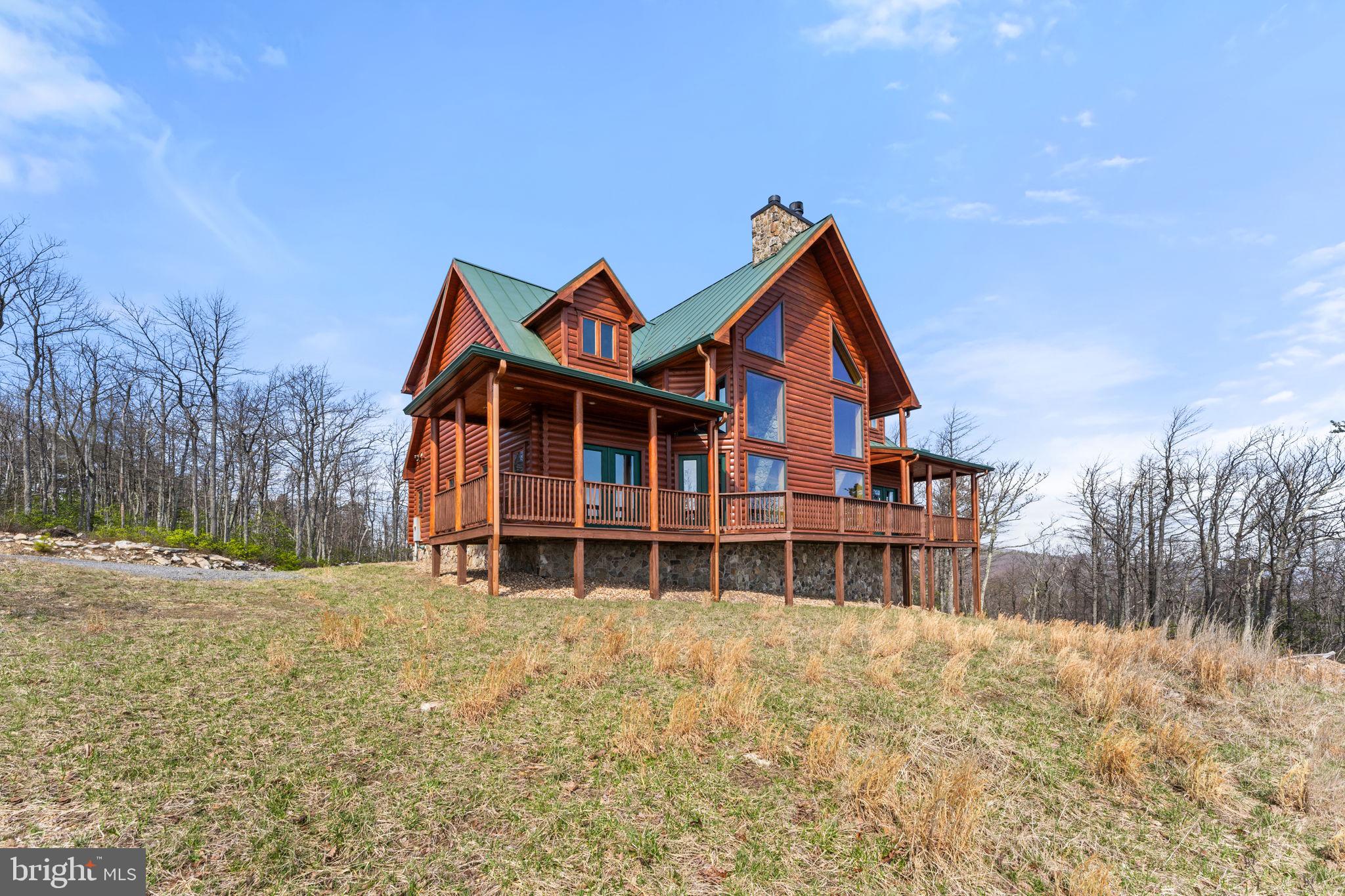 1581 GREAT MOUNTAIN LANE