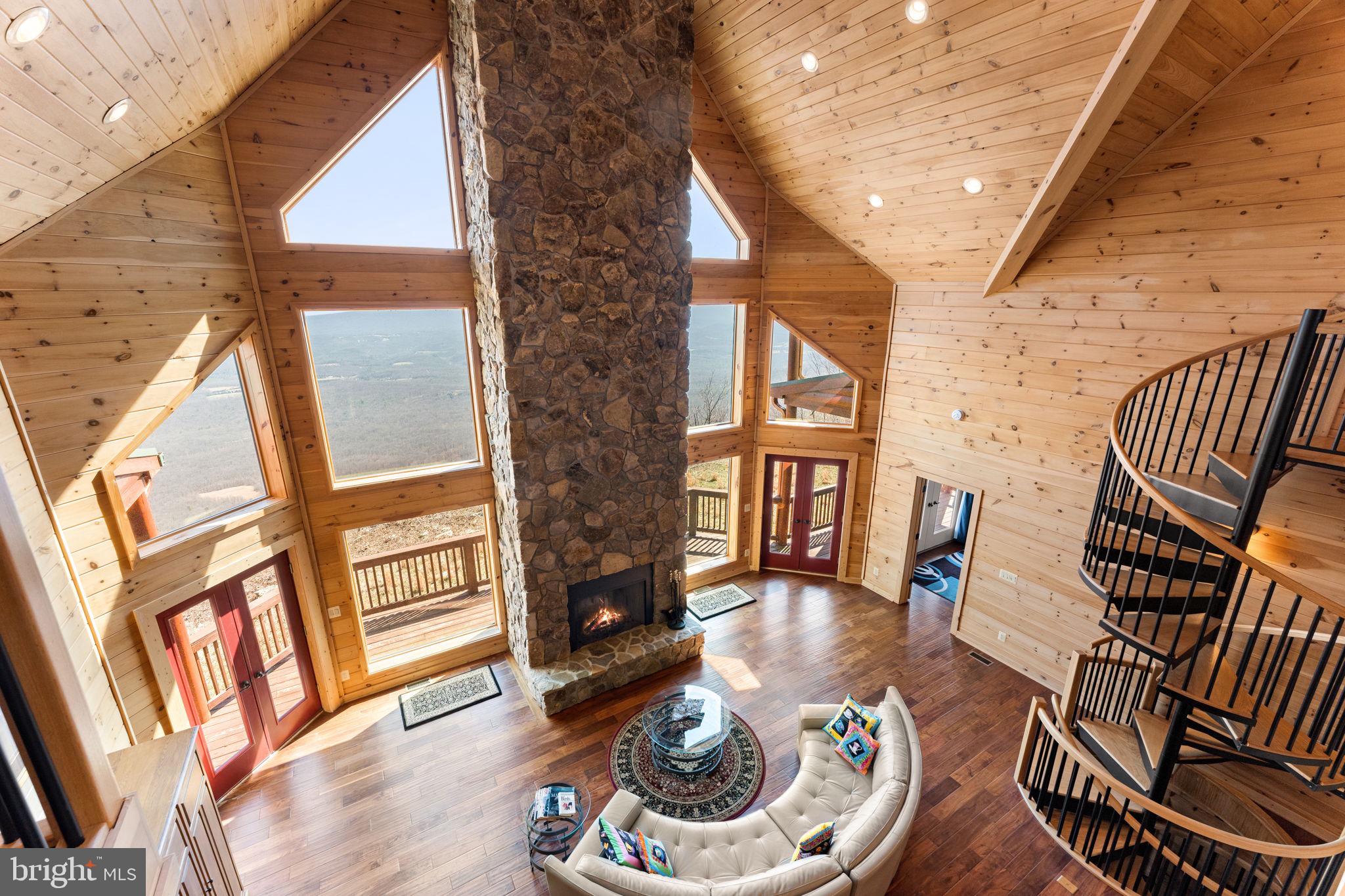 1581 GREAT MOUNTAIN LANE