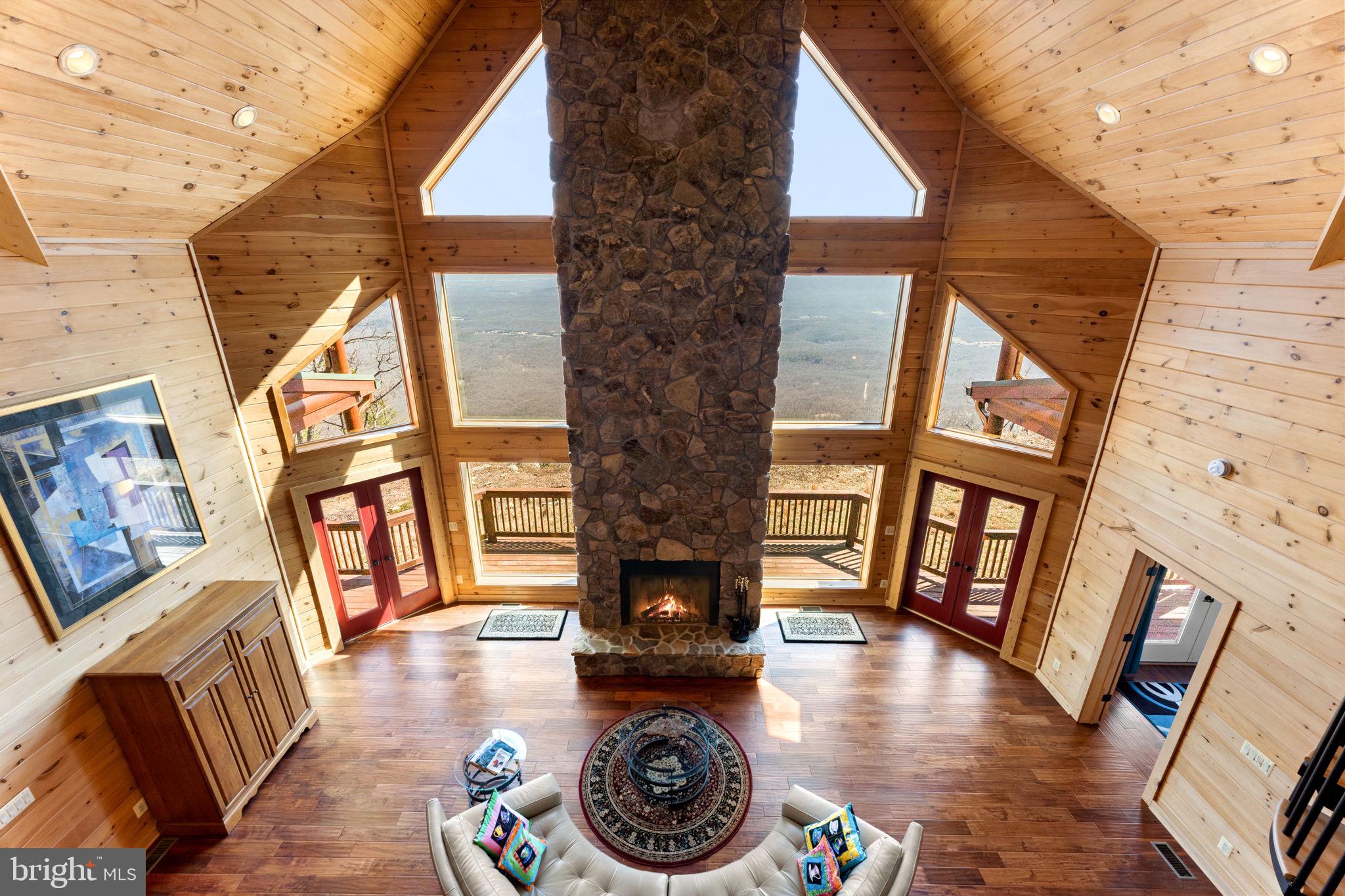 1581 GREAT MOUNTAIN LANE